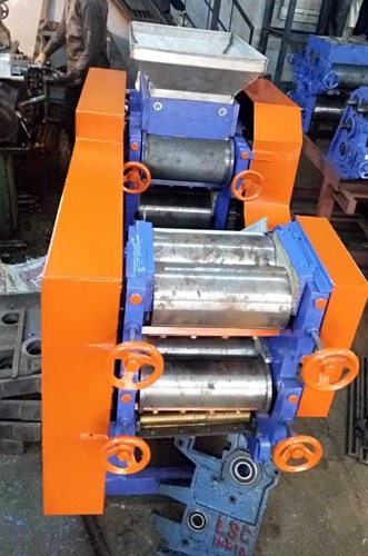 पूर्ण स्वचालित नूडल बनाने की मशीन