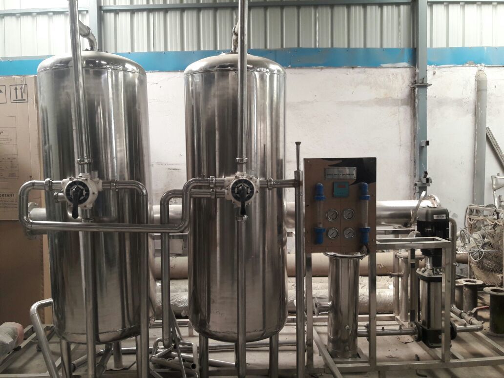 Reverse Osmosis Plant - Frp And Stainless Steel, 250 Lph To 40000 Lph Capacity, Semi Automatic Operation