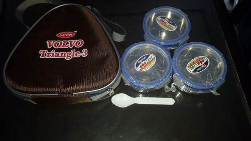 पारदर्शी और सिल्वर डिज़ाइनर लंच बॉक्स