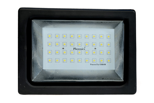 150W सौर एलईडी फ्लड लाइट