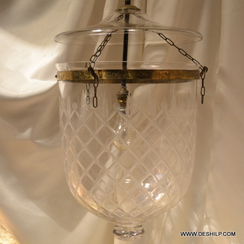 Transparent Cutting Glass Wall Hanging & Pendent