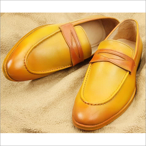 पुरुषों के चमड़े के लोफर जूते