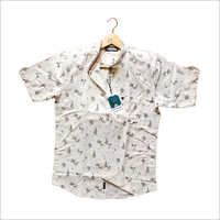 व्हाइट मेन्स हाफ स्लीव प्रिंटेड कैज़ुअल शर्ट