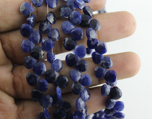 सोडालाइट हार्ट बीड्स