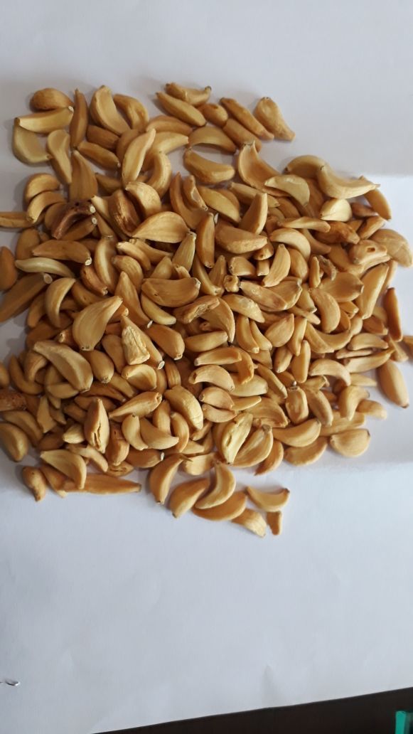 Dehydrated Garlic Flakes - A Grade, Dried Vegetable Flakes/cloves | Easy-to-use, 2-year Shelf Life, Convenient Cooking Solution
