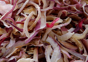 Dehydrated Red Onion Flakes - A Grade, 1-8 Mm Flake Sizes, Red Color | Natural Dehydration, Kibbled Texture, 2-year Shelf Life