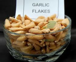 Dehydrated Garlic Flakes - A-grade Quality, 2-year Shelf Life | Naturally Processed, Impenetrable Packaging, Retains Flavor And Aroma