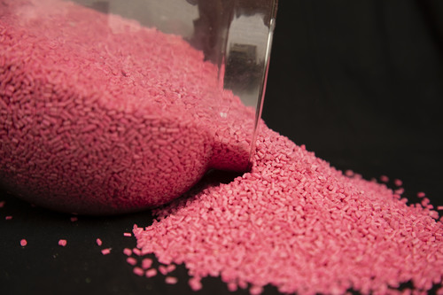 Abs Fluorescent Pink Granules - Grade: Standard Grade