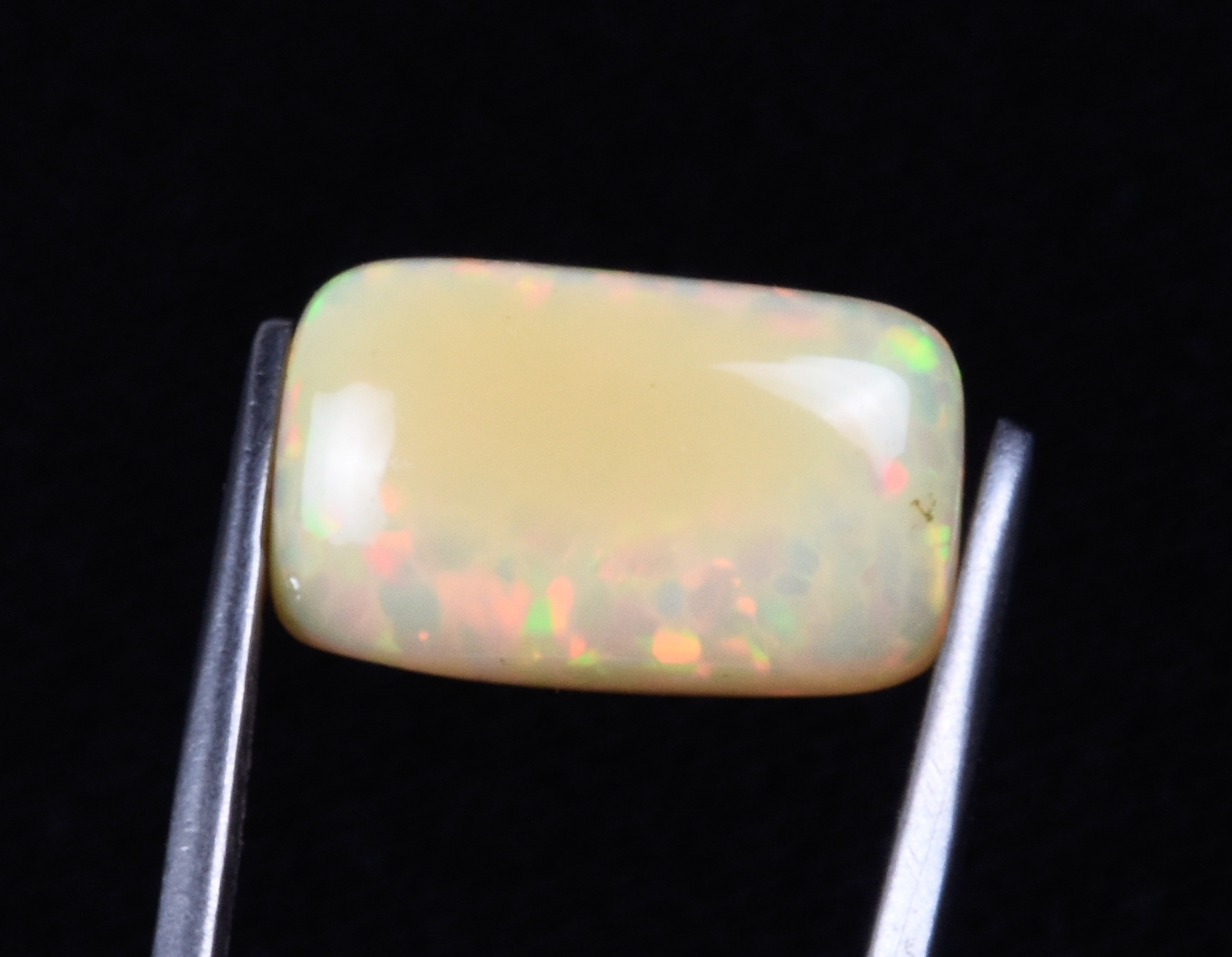 Natural Opal Gemstone