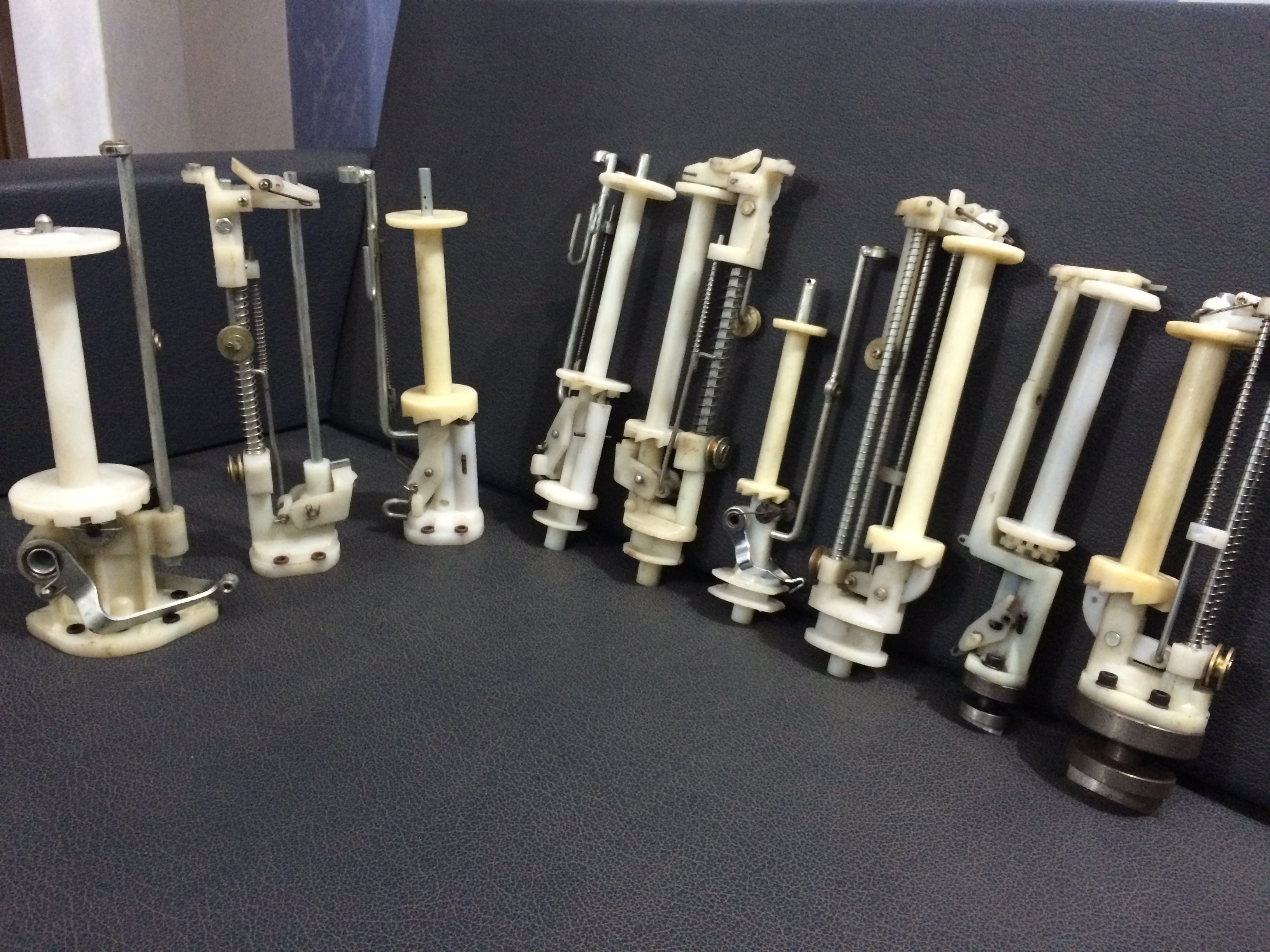Nylon Carrier - For Textile, Copper & Wire Braiding | Spring Loaded Design, Working Temperature 0 To 40°c