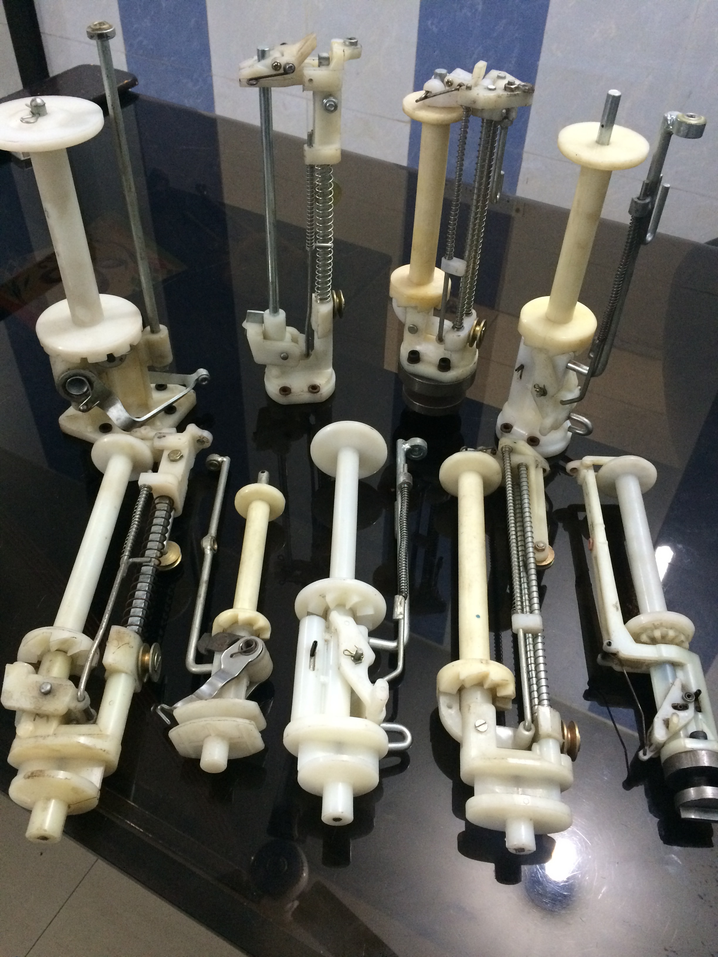 Nylon Carrier - For Textile, Copper & Wire Braiding | Spring Loaded Design, Working Temperature 0 To 40°c