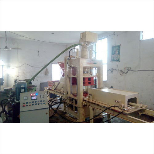 Automatic Brick Making Machines Machine Power: 40 Kilowatt (Kw)
