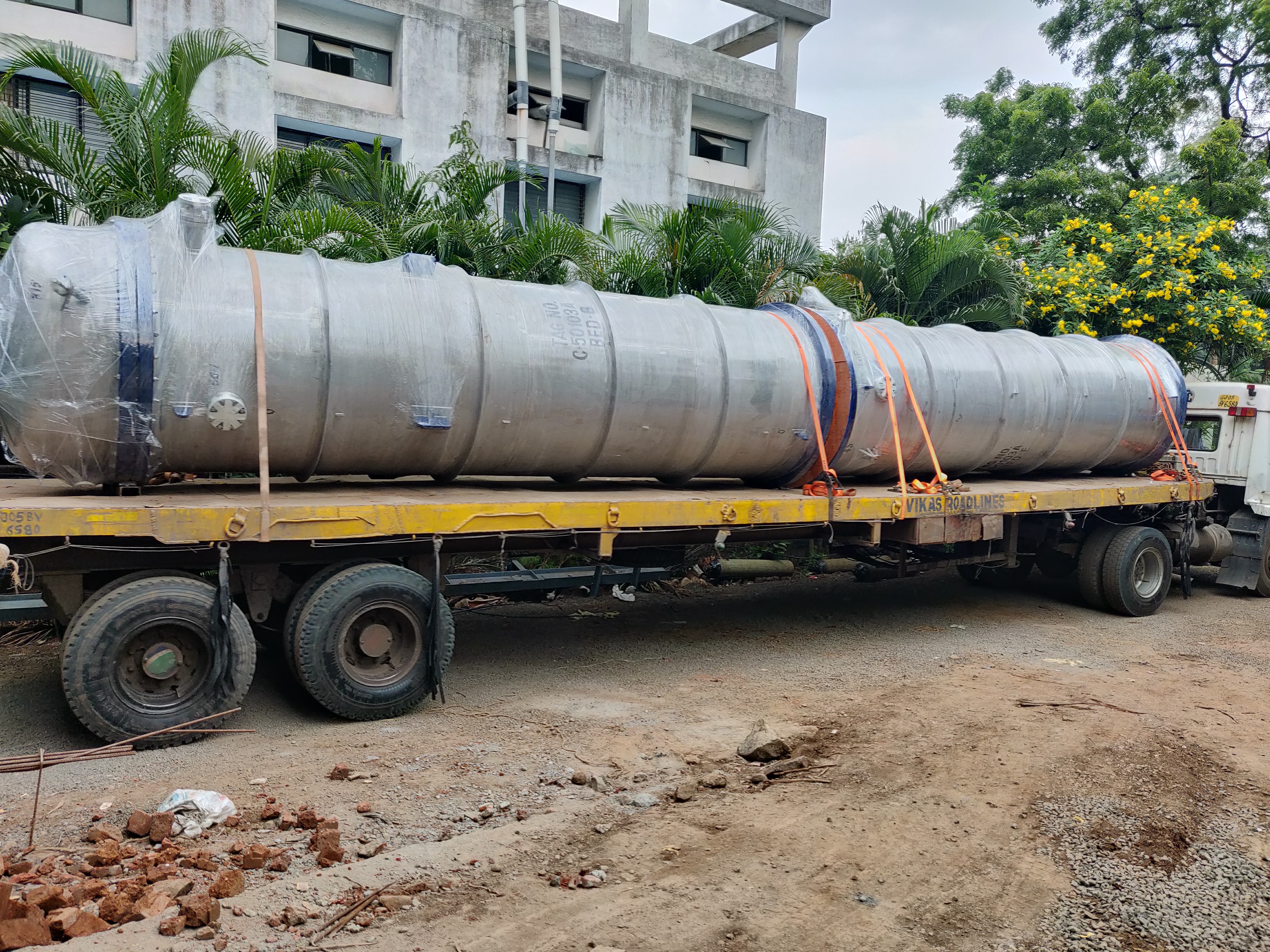 Distillation Column - Stainless Steel, High Speed | Gray Finish, Single Shaft Ac Motor, 220-240 Volt