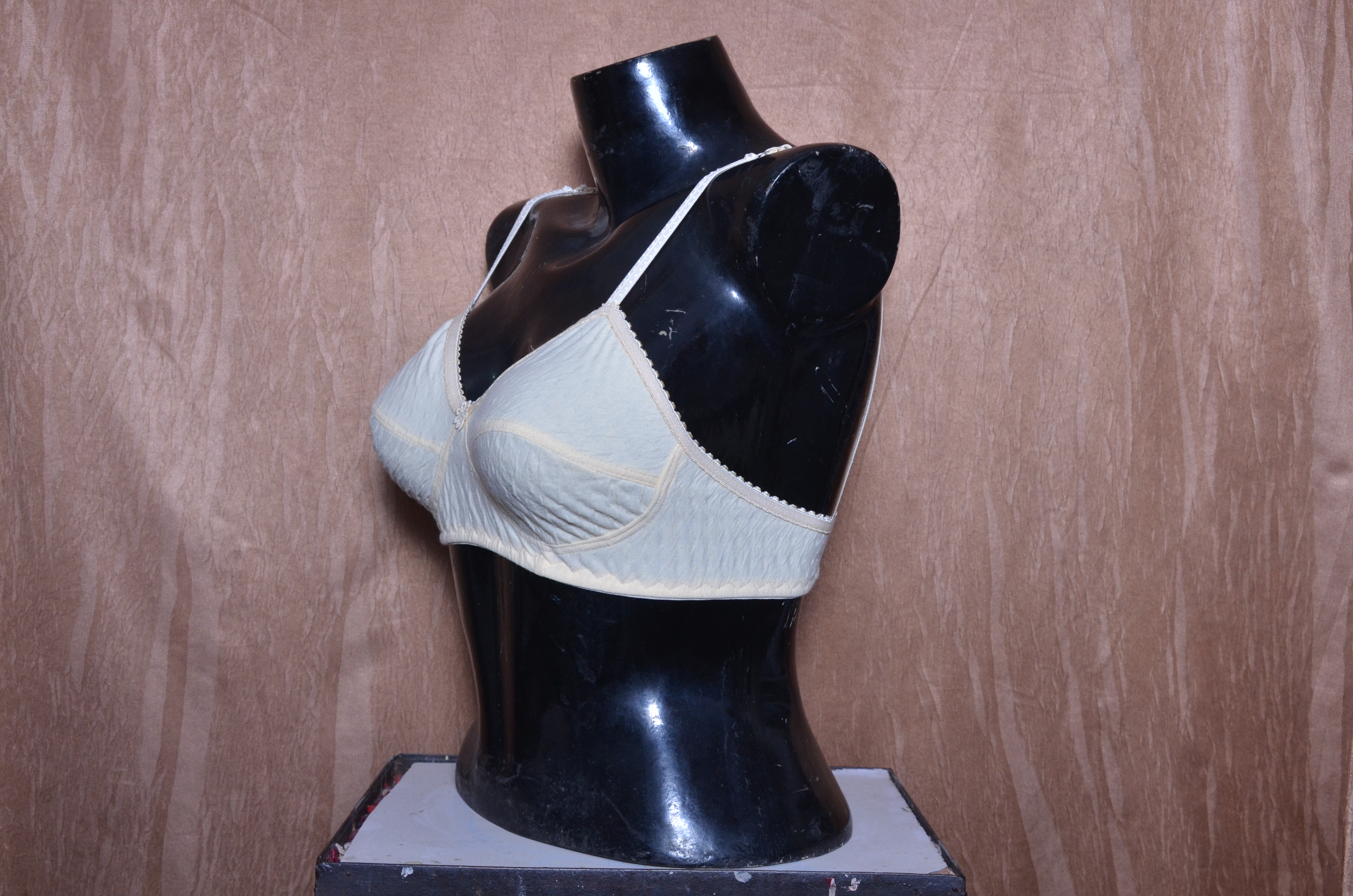 India Choice Wrinkle Bra - Soft Silky Micro-fiber, Size 30 To 40, White, Skin, Pink, Black | Deep Neck Design, Wider Comfort Straps, Reinforced Bust Support