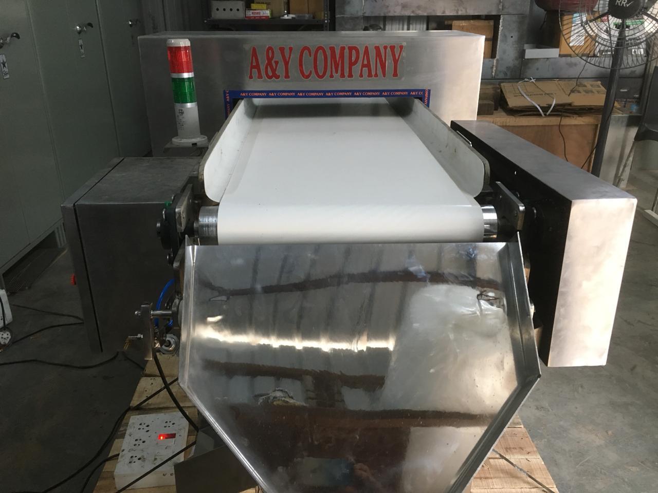 Auto Rejection Conveyor Metal Detector