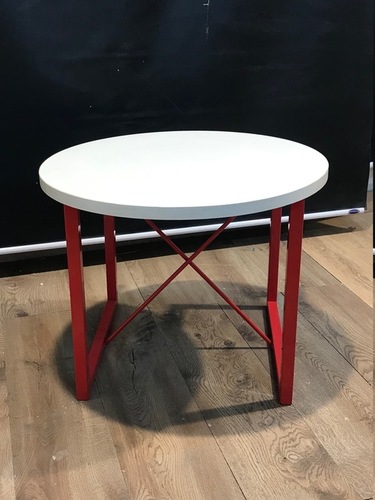 प्लास्टिक कैफे और मीटिंग टेबल