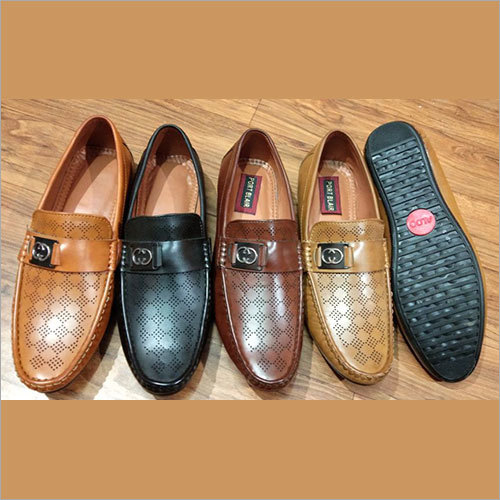 सिंथेटिक चमड़े के जूते