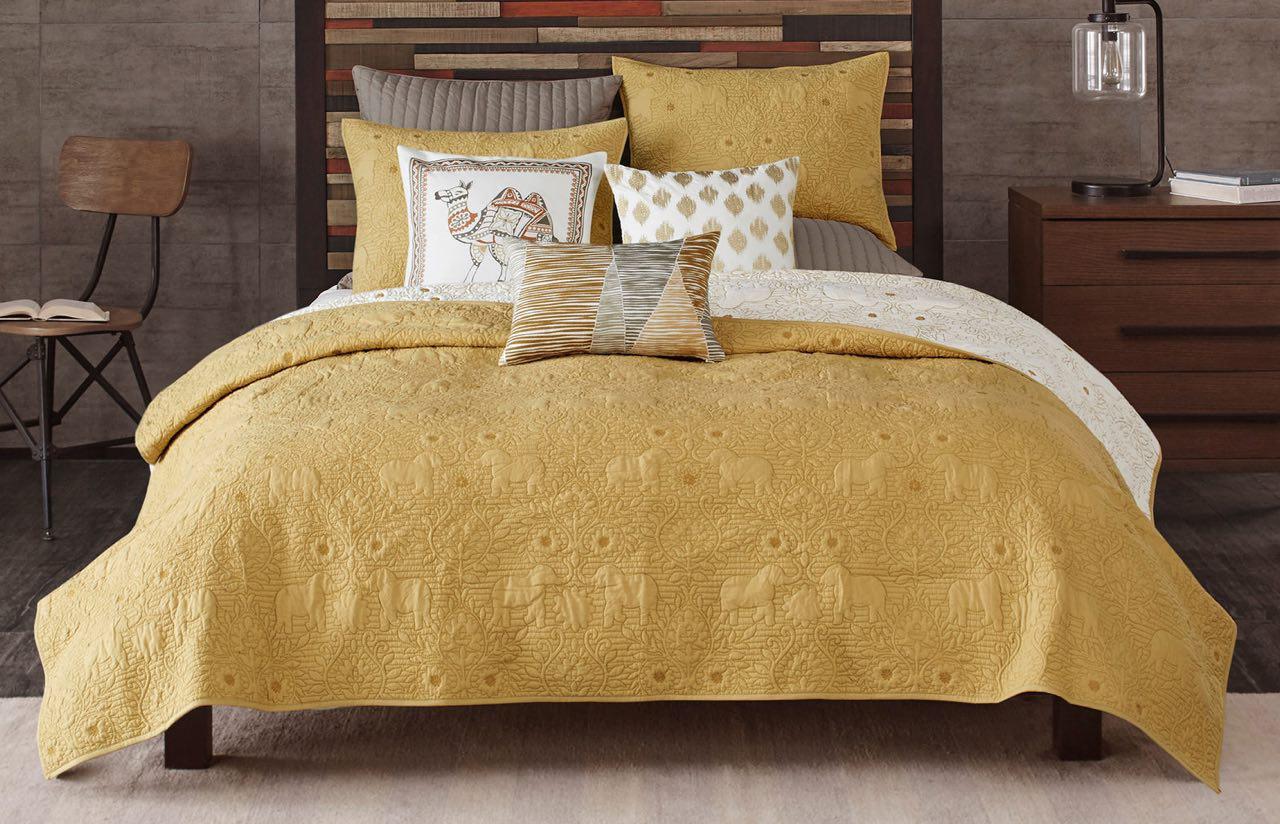 Cotton Bedspread - 100% Cotton, King Size | Elegant Embroidered Quilted Design, Multipurpose Use, 300 Thread Count, Machine Washable