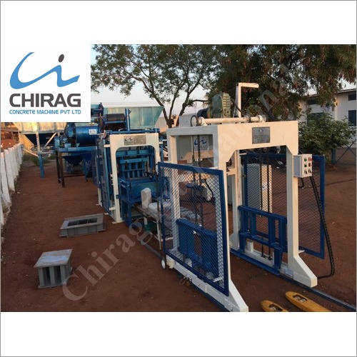 Multi-Production Concrete Brick Making Machine Capacity: 1000-1500 Kg/Hr