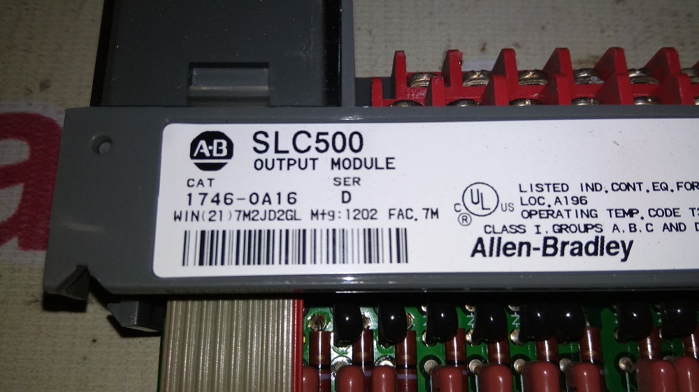 Allen Bradley Output Module 1746-oa16 D