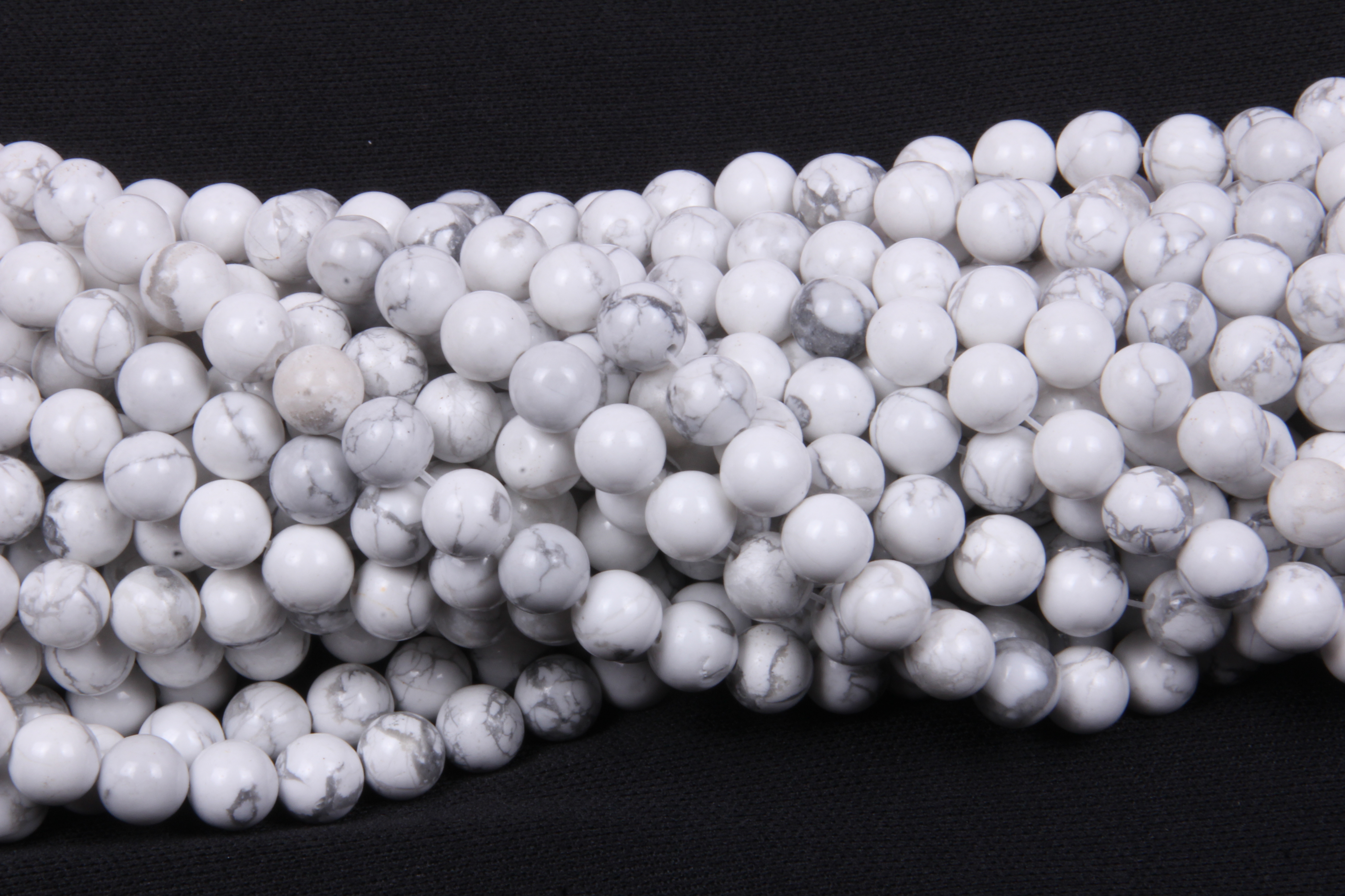 Howlite 8 Mm Beads