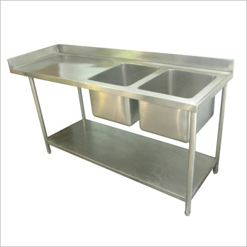 दो सिंक यूनिट