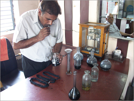 प्रयोगशाला रासायनिक