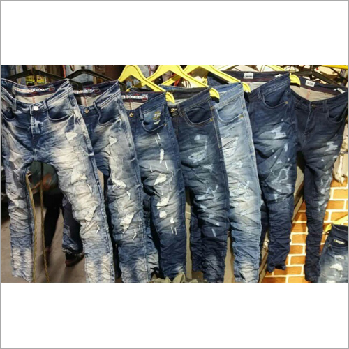 पुरुषों की फेडेड जींस