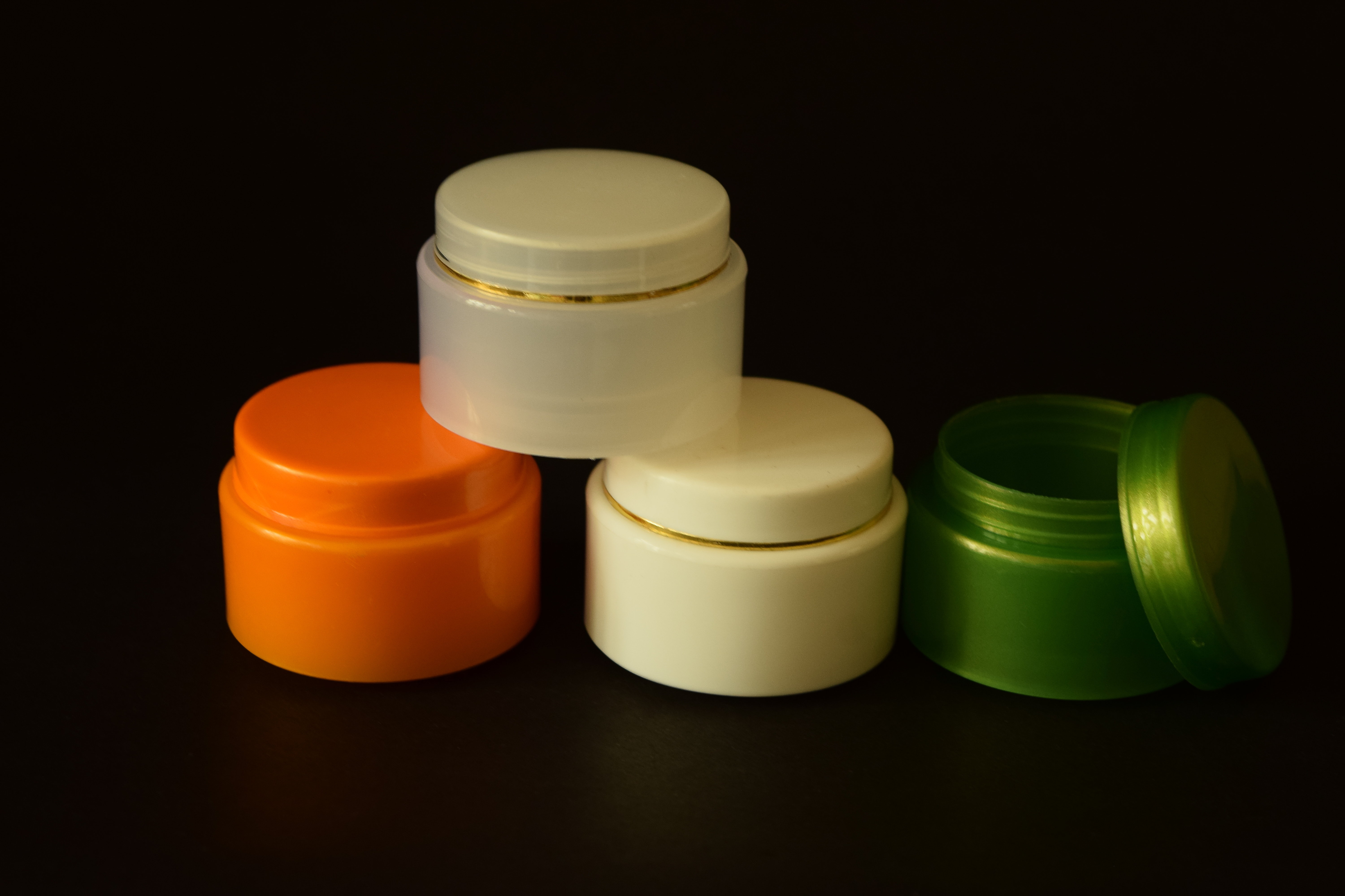 50 Gm Double Wall Jar - Color: On Demand