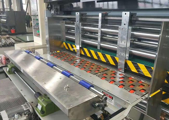 White Printing Slotting Die Cutting Machine