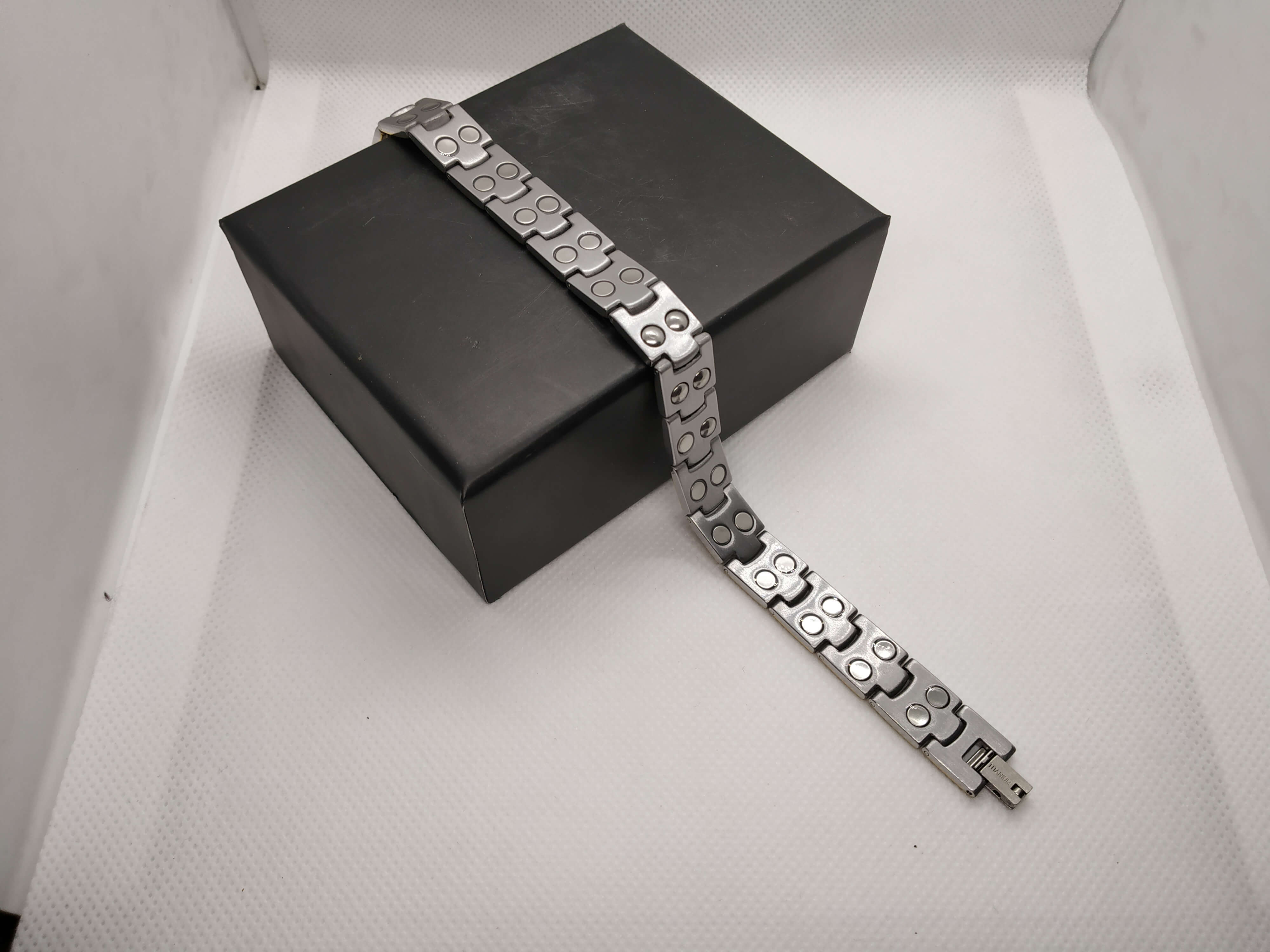 Titenium Double Line Megnetic Bracelet