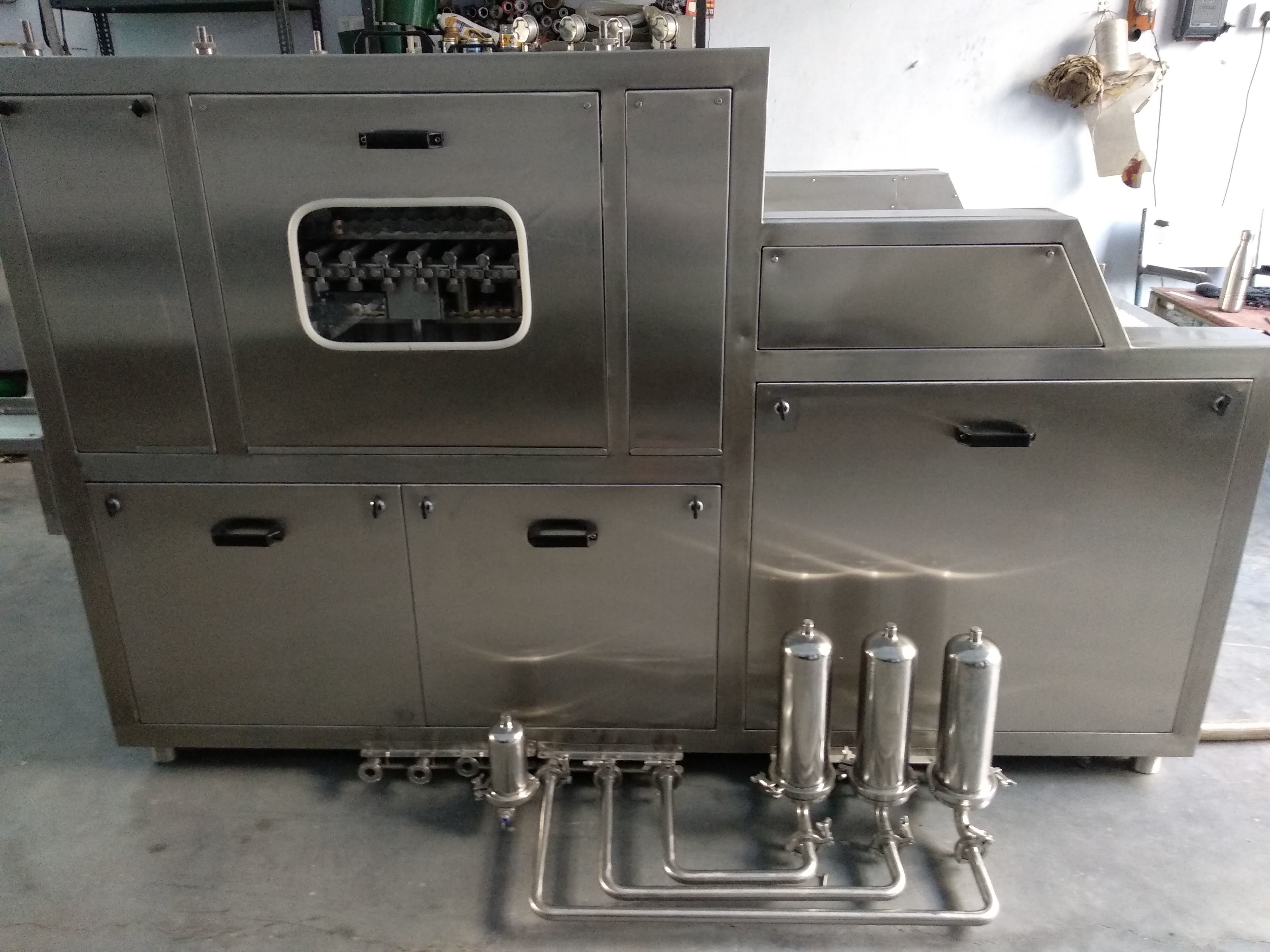 Automatic Linear Bottle Washing Machine Capacity: 100 To 250 T/hr