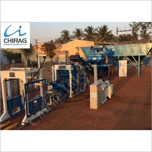 Chirag Hi-Technology Hollow Block Making Machine - 1000-1500 Kg/hr Capacity, Hydraulic Pressure Method, Blue Color | Automatic Operation, 440 Volt, 50 Ampere Power, Easy Mobility with Wheel Support