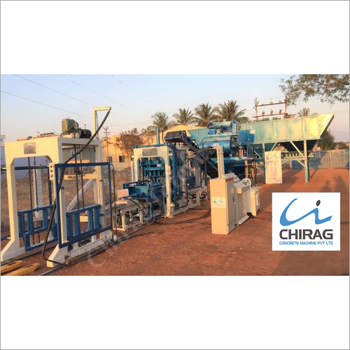 Chirag Powerful Performance Vibration Block Making Machine Capacity: 1000-1500 Kg/Hr