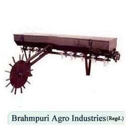 उर्वरक बीज ड्रिल मशीनरी
