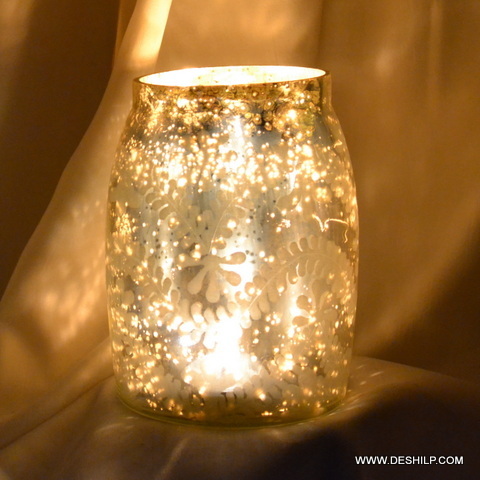 सिल्वर मोज़ेक हस्तनिर्मित ग्लास मोमबत्ती धारक