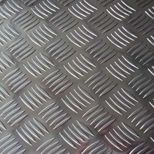 Aluminum Checkered Plate - Rectangular, Silver Color, Mill Finish | Corrosion Resistant, Lightweight, Non-slippery, Easy To Maintain