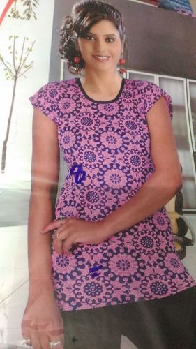 लाइक्रा टॉप्स