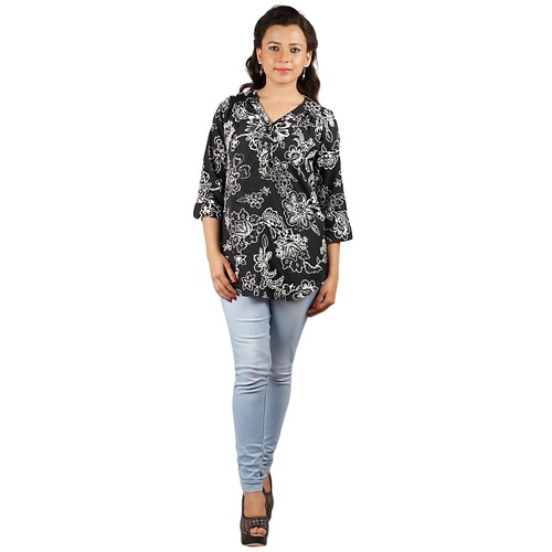 महिलाओं के शॉर्ट टॉप्स