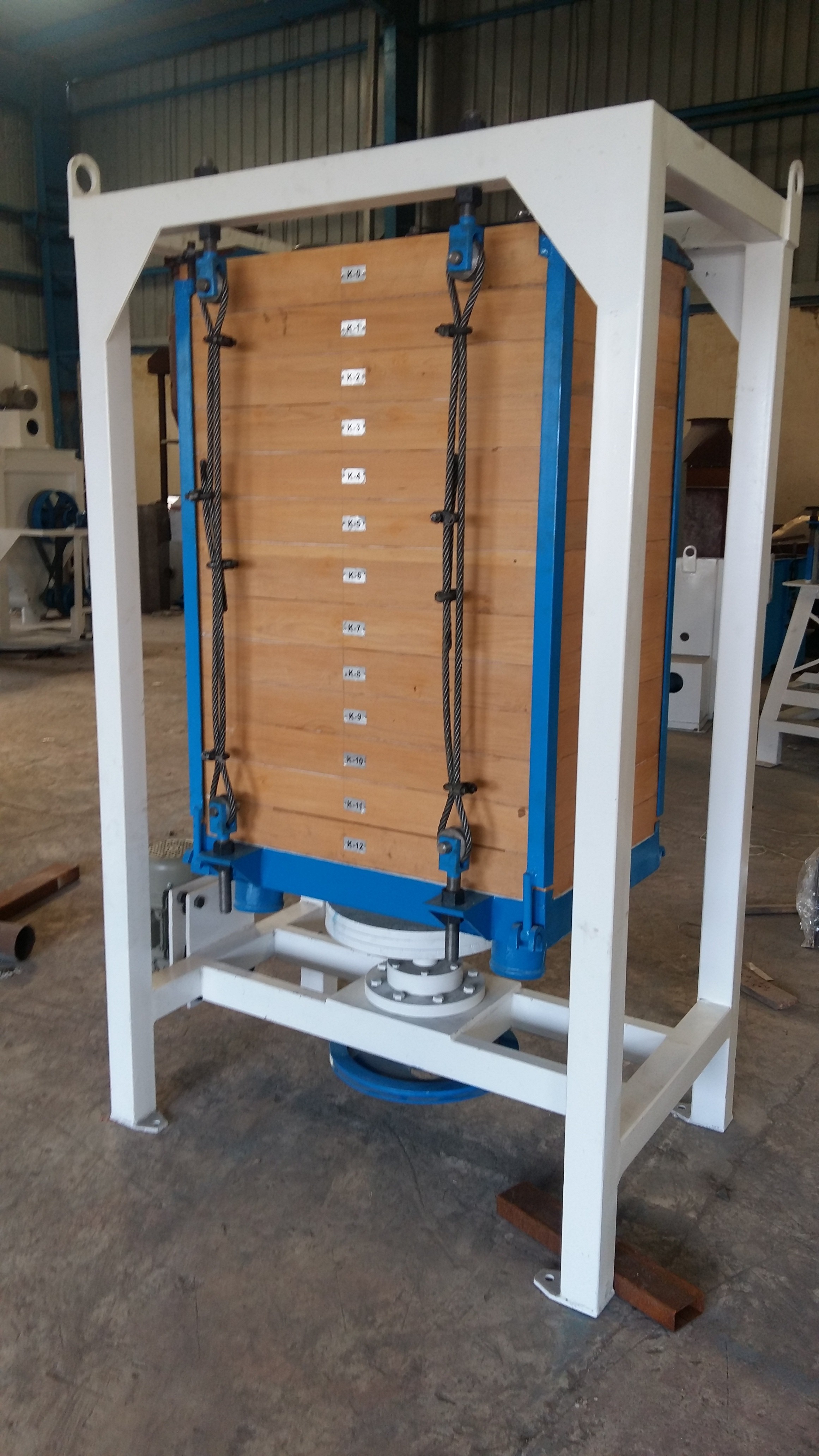 Plansifter Machine - Automatic Grade: Automatic