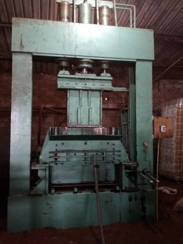 Coco Peat Making Machine