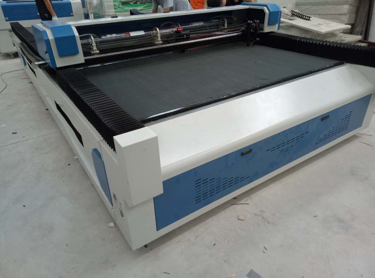 Co2 Laser Engraving Cutting Machine - 1325 Metal & Non-metal, 150w/180w Laser Power | 1300x2500mm Working Area, High Efficiency & Low Noise