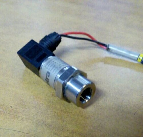Setra 3100b0040g01b Control Pressure Transmitter 0-40 Bar Measure Pressure Of: Gas