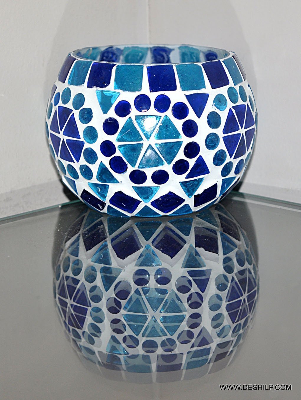 Lamp Small T Light Candle Holder - Material: Glass