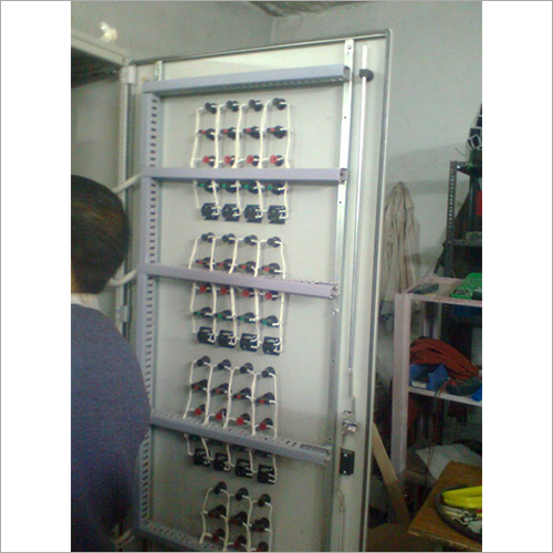 मशीन नियंत्रण पैनल