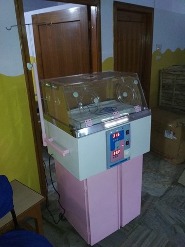 शिशु इनक्यूबेटर