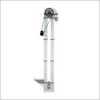 बाल्टी लिफ्ट