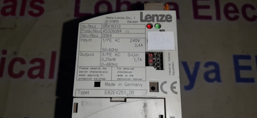 Lenze Servo Drive E82ev251_2b