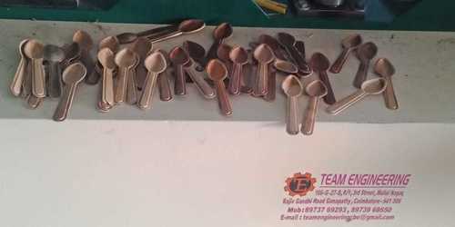 सुपारी का पत्ता चम्मच बनाने की मशीन