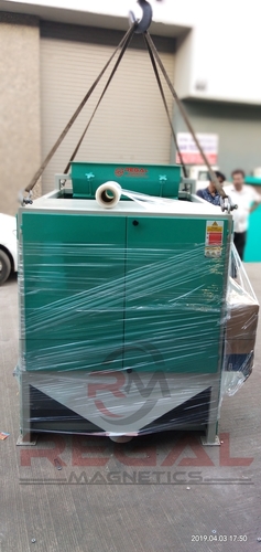 Double Roller Type Magnetic Separator - 400kg Weight, 240-320 Volt Power Supply | Permanent Magnets, Easy Cleaning, Grey Color